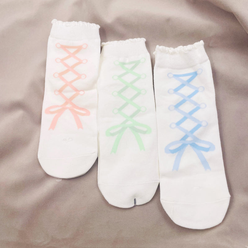 Lace Up Ribbon Print Ankle Socks