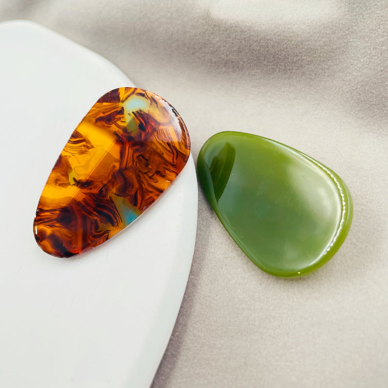 Egg Shape Acrylic Hair Clip Set