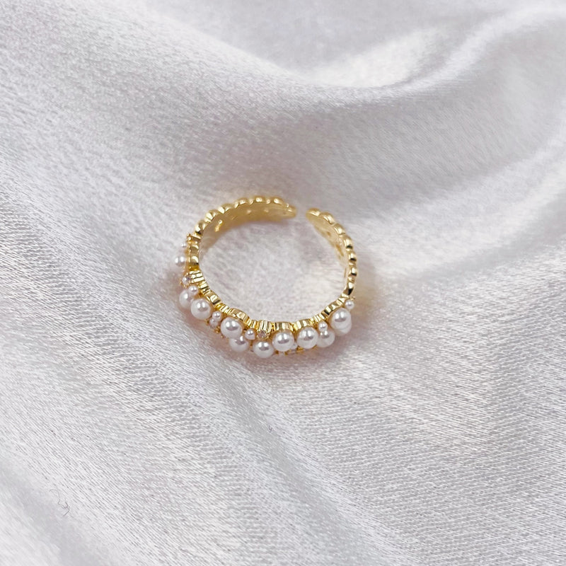 Asymmetrical Mini Pearls and Rhinestones Ring