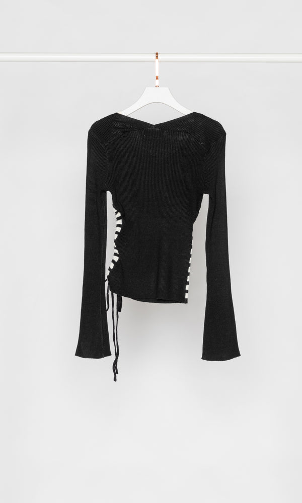 Cut-out Contrasting Sleeves Ribbed Sweater