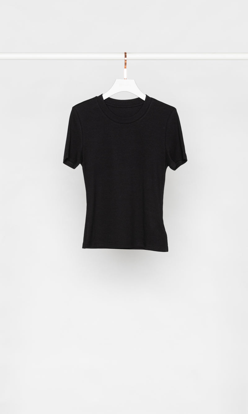 Basic Fitted Short-sleeves T-shirt