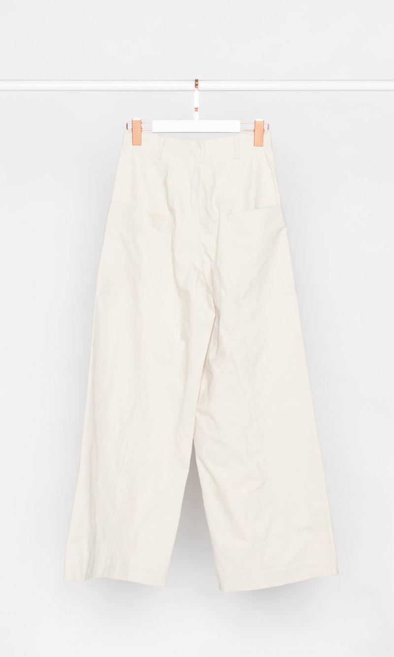 Relaxed Fit Solid Color Trousers