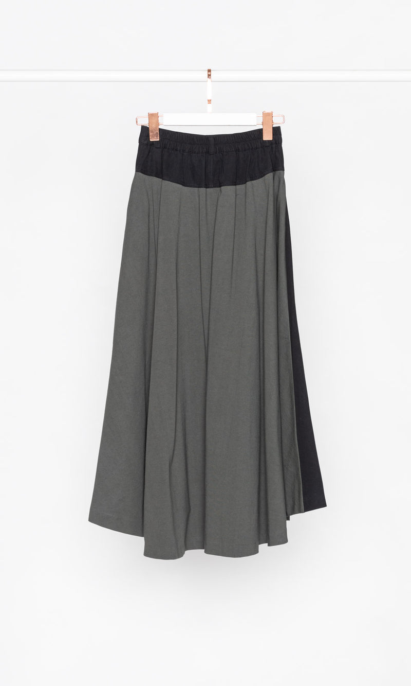 Contrasting Color Panels Maxi Skirt