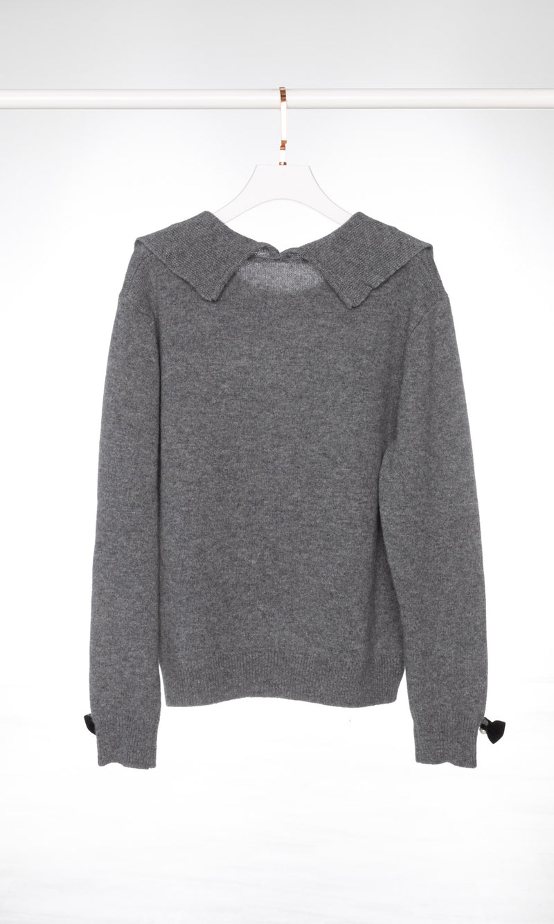 Front Big Bow Collar Sweater