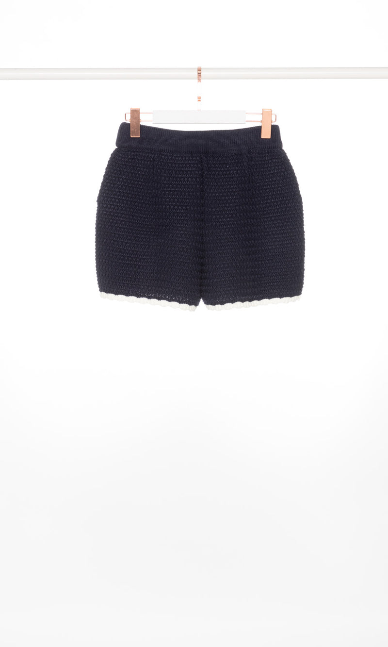 High-waisted Contrasting Edges Knit Shorts