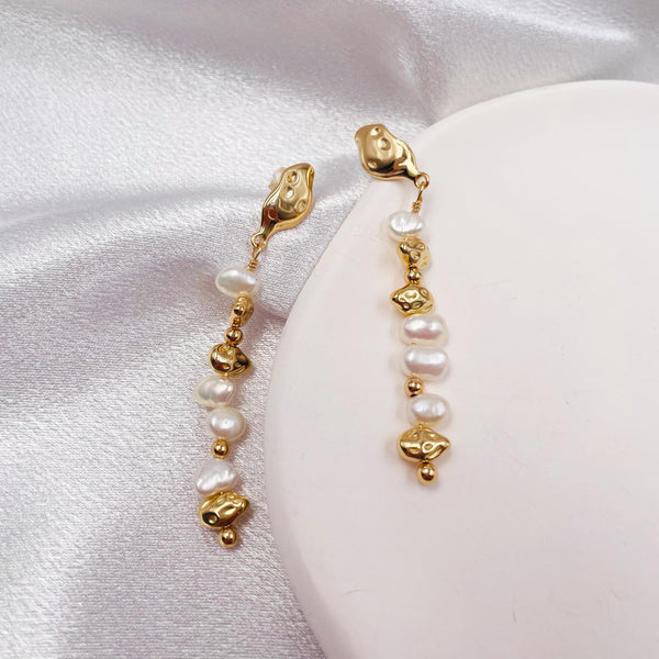 Irregular Pearls and Metal Beads Earrings