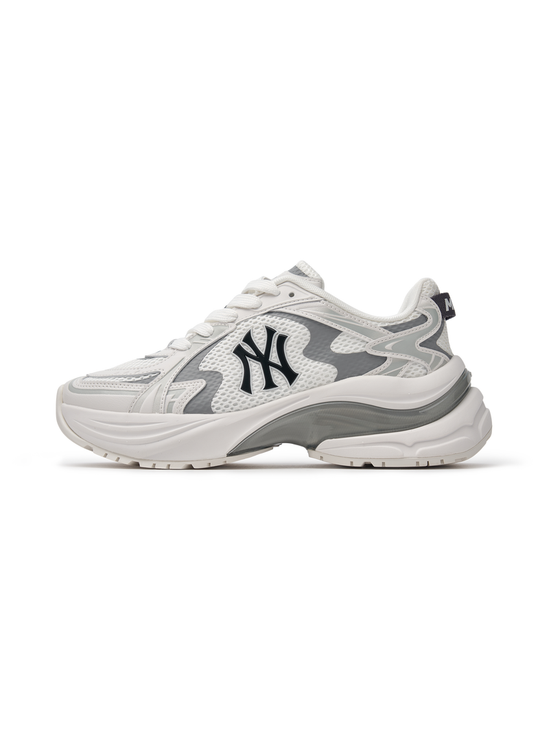 Curve Runner NY Yankees White