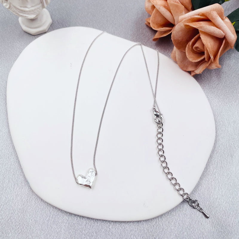 Irregular Heart Pendant Necklace