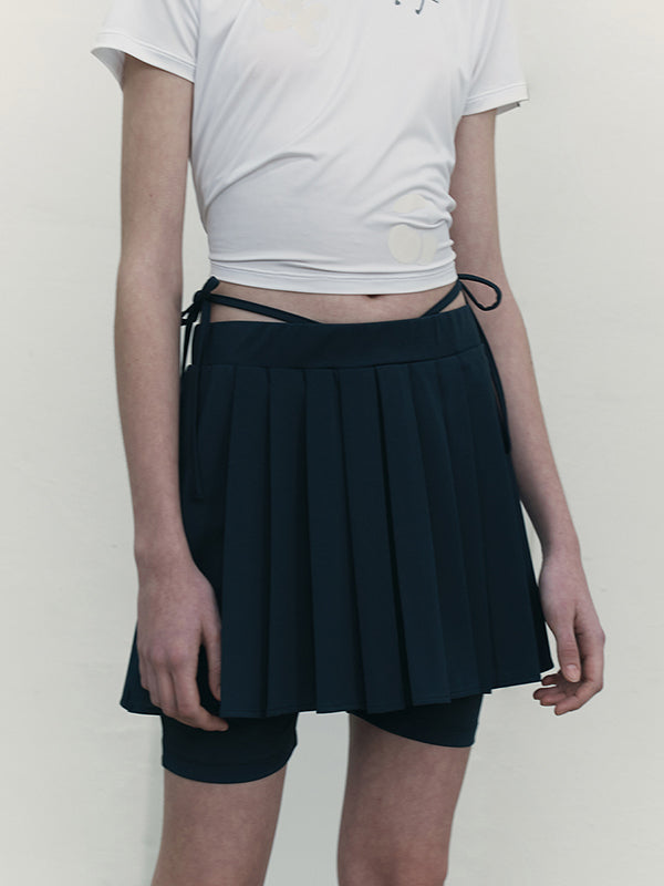 Inner Point Pleats Mini Skirt