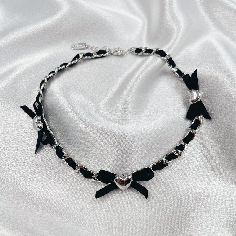 Chain with Heart Bows Choker