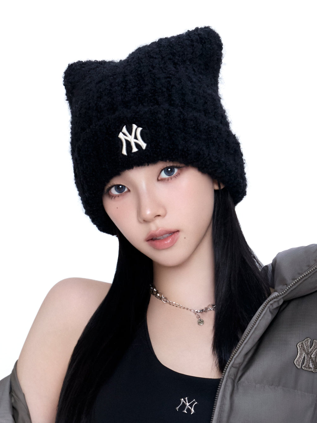 帽子 Plush Meow Beanie NY (Black) Plush Meow Beanie NY Yankees Black | MLB | Couturist