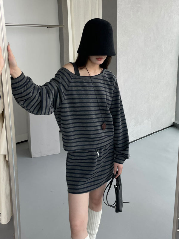 Drop Shoulder Stripe Sweatshirt with Strap