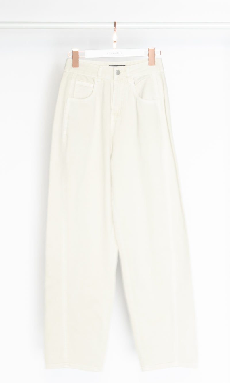 Curved Seam Relax Boyfriend Jeans