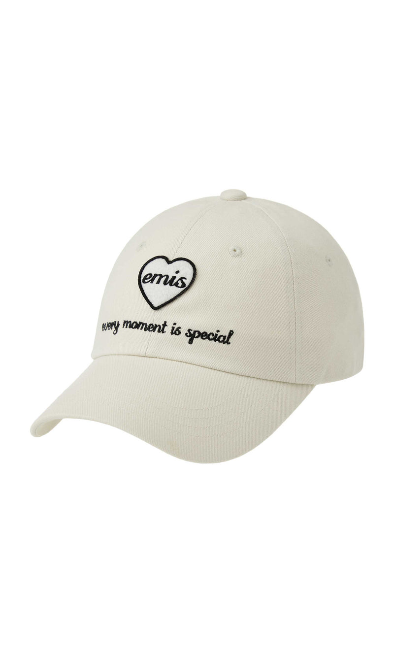 Heart Wappen Ball Cap Cream