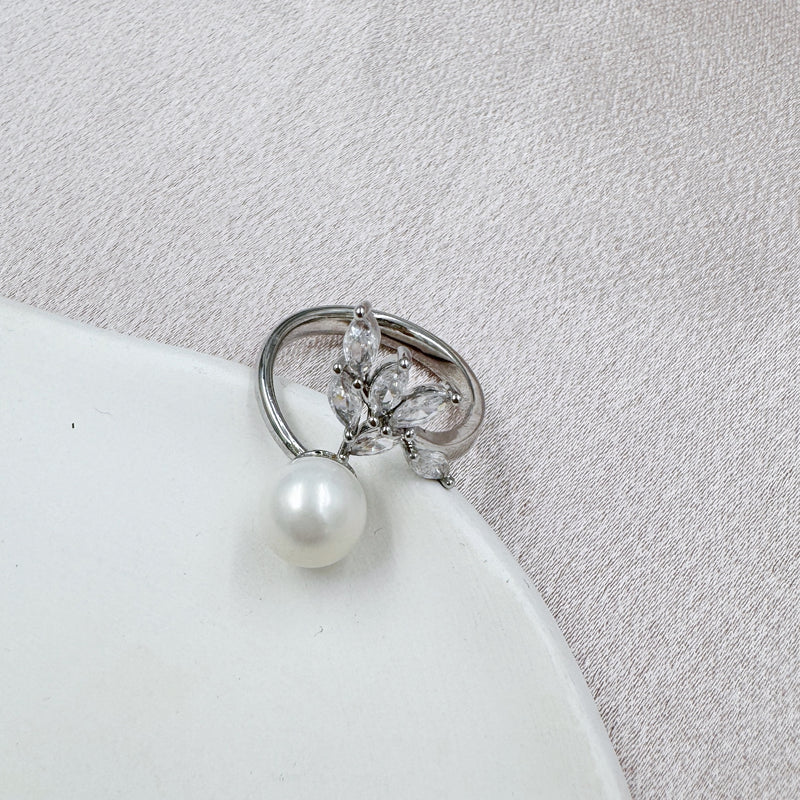 Rhinestone Leaf with Pearl Open Ring