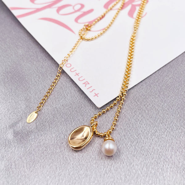 Single Pearl and Metal Oval Pendant Necklace