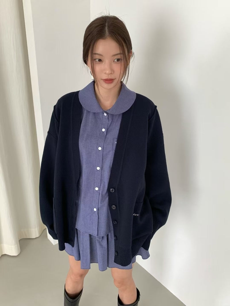 Oversized V-neck Cardigan with Pockets