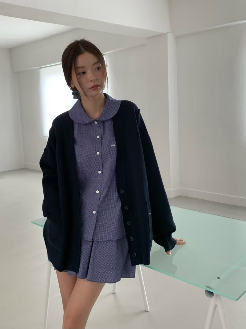 Oversized V-neck Cardigan with Pockets