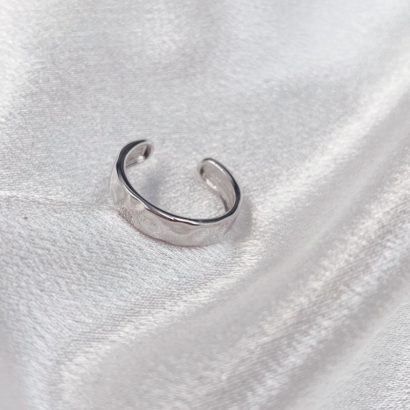 Hammered Surface Metal Open Ring