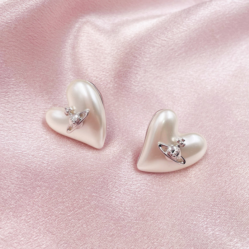 Pearl Heart with Planet Earrings