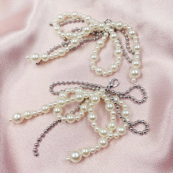 Pearl and Metal Bows Shoe Lace Chain