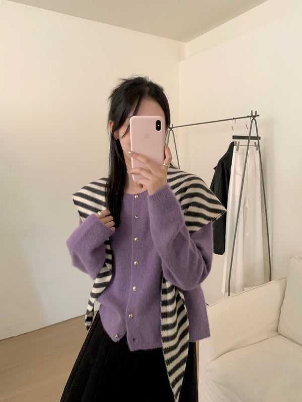 Gold Buttons Knit Cardigan