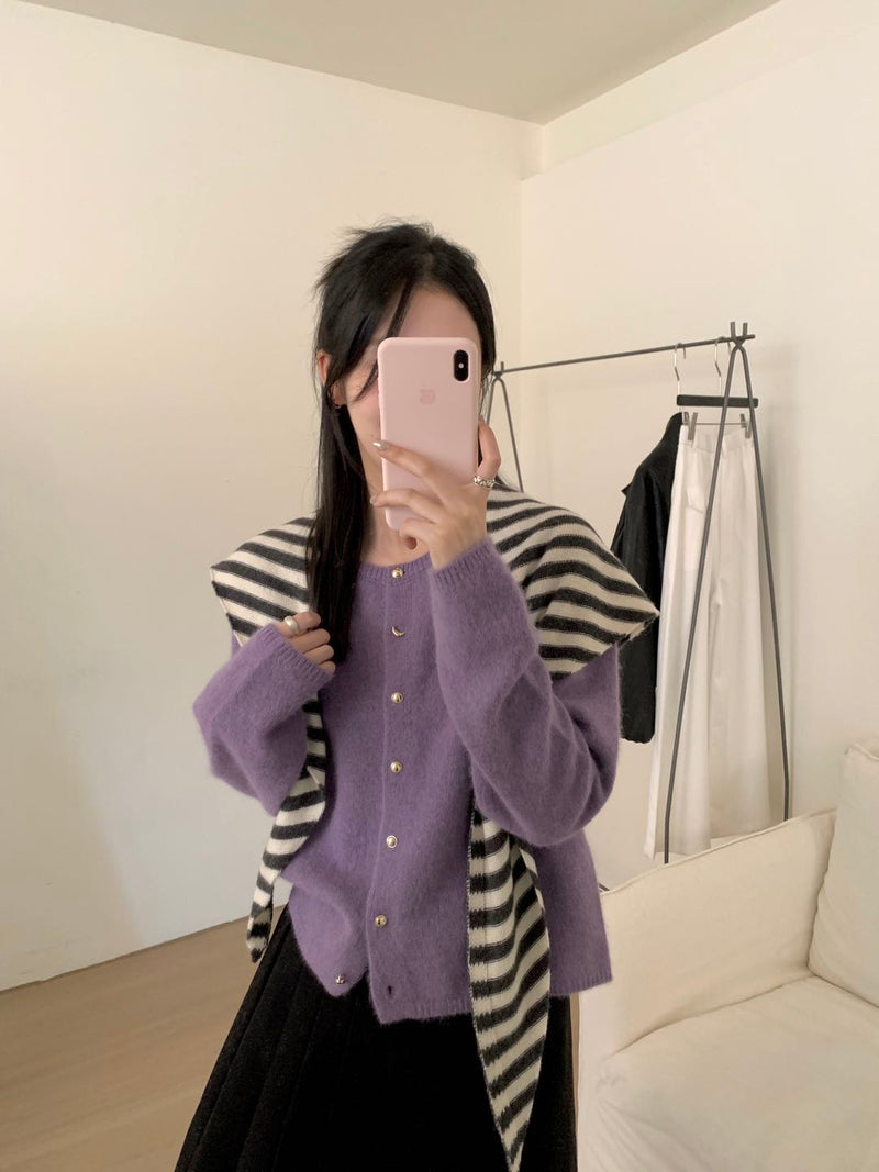 Gold Buttons Knit Cardigan