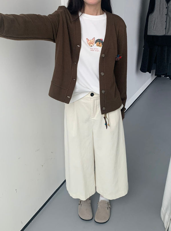 V-neck Cardigan with Dog Brooch