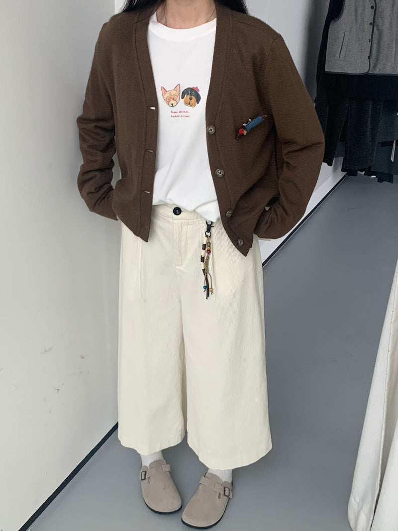 V-neck Cardigan with Dog Brooch