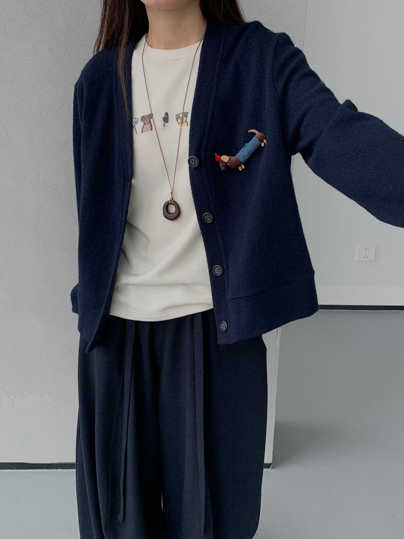 V-neck Cardigan with Dog Brooch