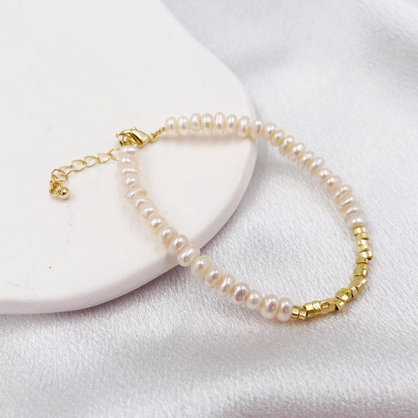 Gold Beads and Pearls Bracelet