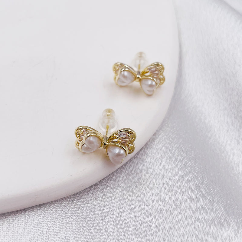 Pearl Hearts and Rhinestone Bow Earrings