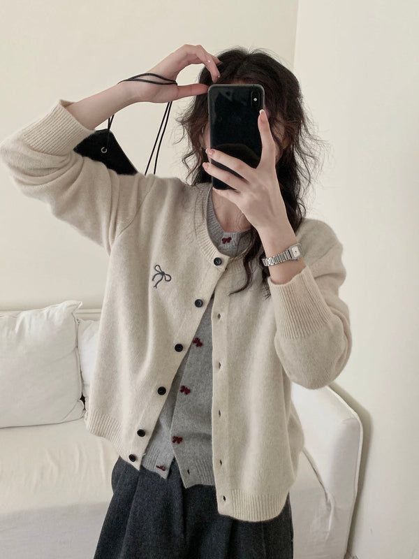 Two-layered Bow Logo Cardigan