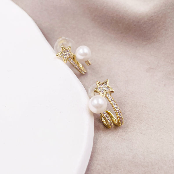 Two-layered Rhinestone Star and Pearl Open Hoop Earrings