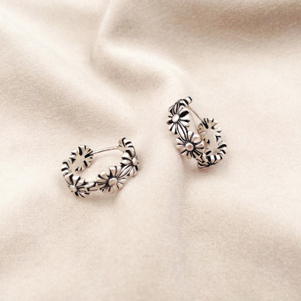 Vintage Silver Flower Hoop Earrings