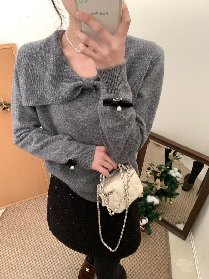 Front Big Bow Collar Sweater