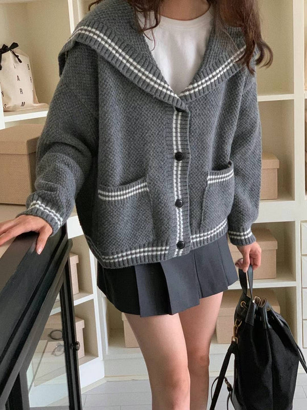 Big Collar White Edges Cardigan