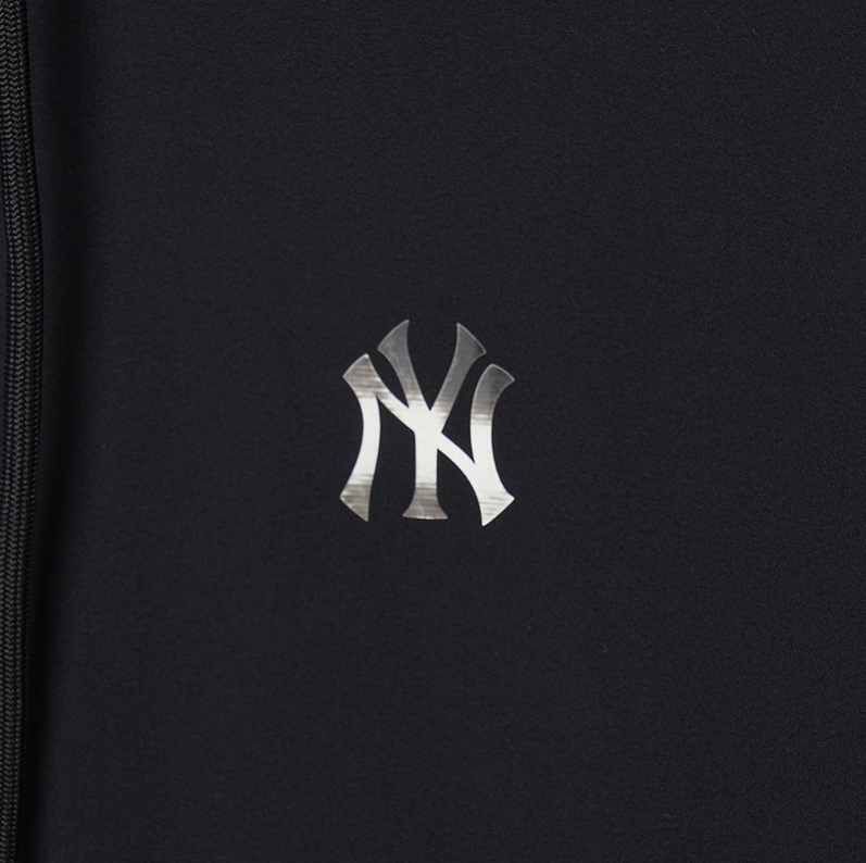 Women's Basic Athleisure Mid Length A-line Windbreaker