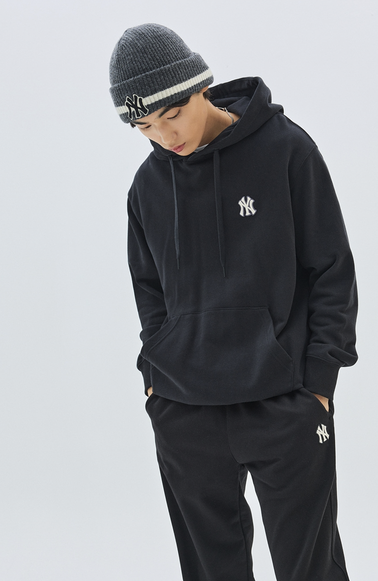 Varsity Stripe Mid Beanie
