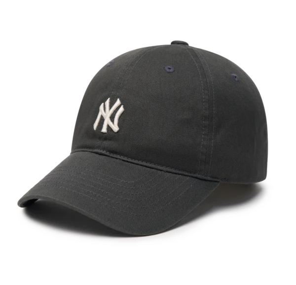 Rookie Unstructured Ball Cap NY Yankees Charcoal