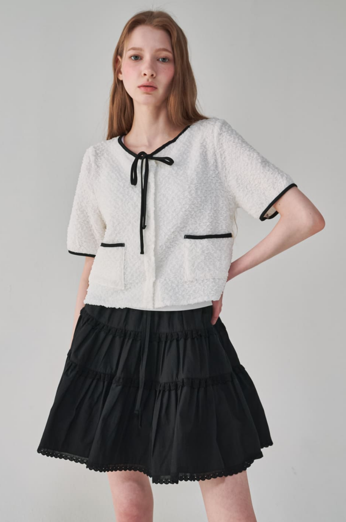 Line Puffy Short Blouse