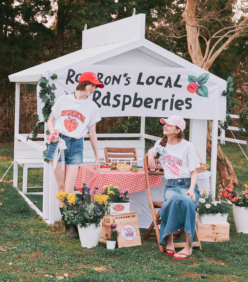 Strawberry Ribbon Basic Fit T-shirt