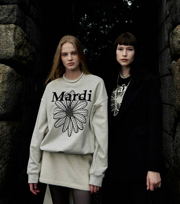 Sweatshirt Flowermardi Needlework Oatmeal Black