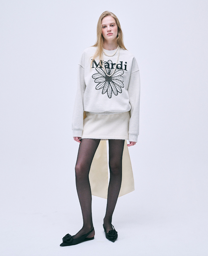 Sweatshirt Flowermardi Needlework Oatmeal Black