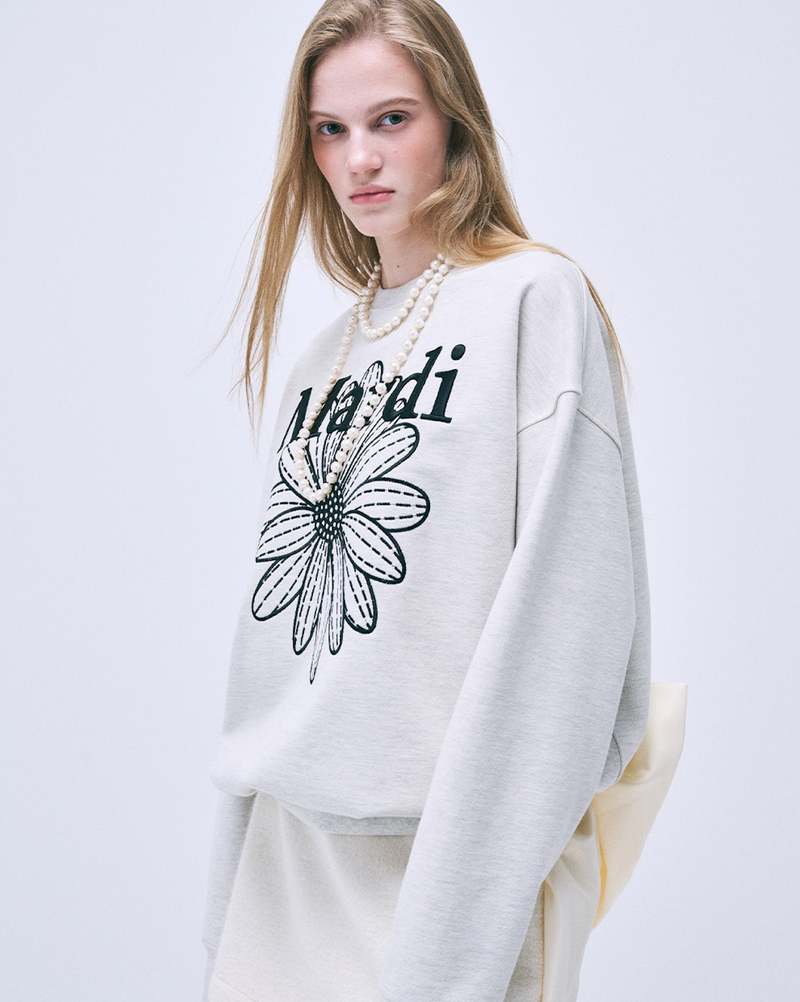 Sweatshirt Flowermardi Needlework Oatmeal Black