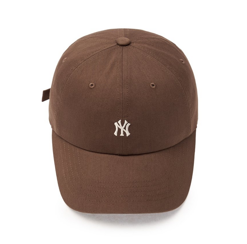 Nanologo Unstructured Ball Cap NY Yankees Brown