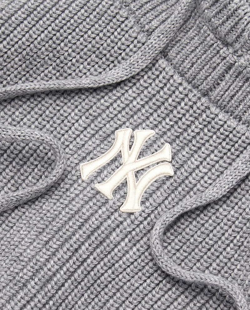 Basic Balaclava NY Yankees Grey