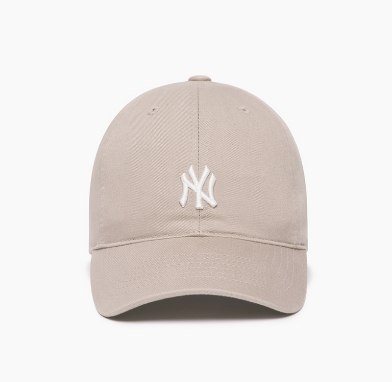 Rookie Unstructured Ball Cap NY Yankees Beige