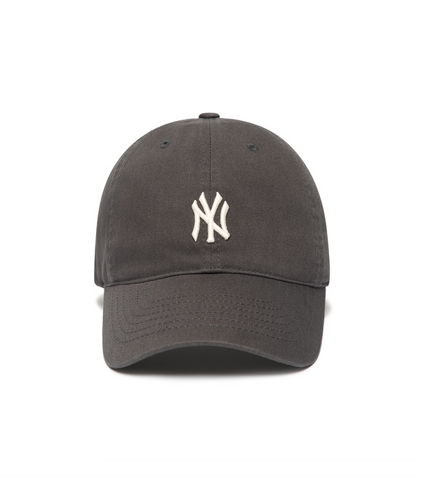 Rookie Unstructured Ball Cap NY Yankees Charcoal