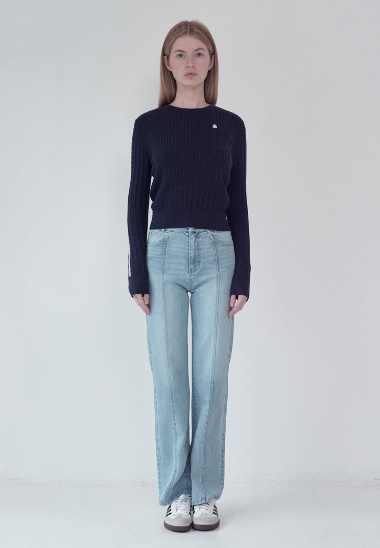 Kirsh Plain Line Point Cable Knit Top